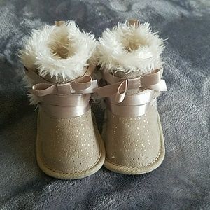 Baby size 1 fur boots